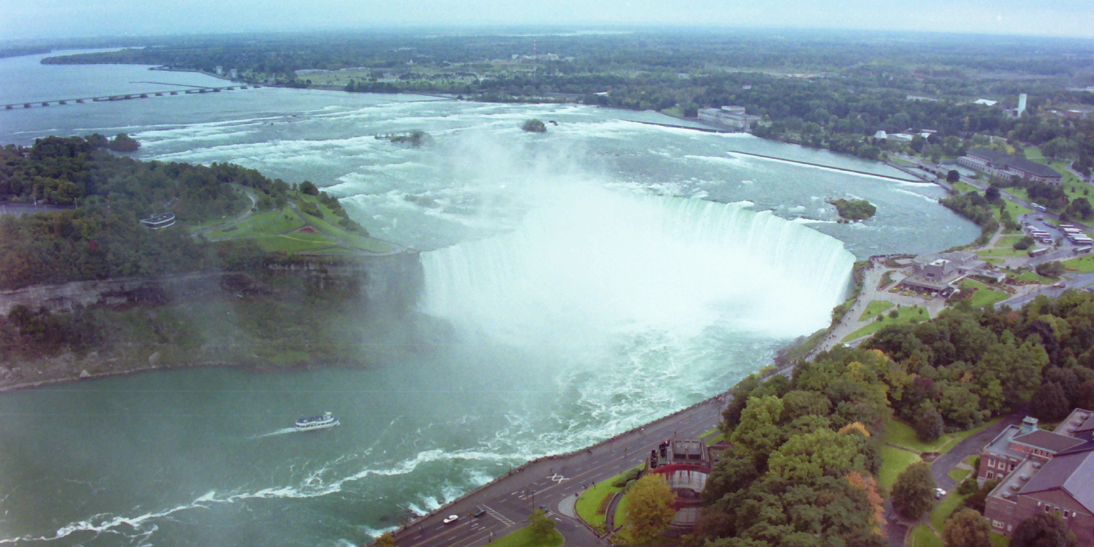 Horseshore Falls from the air